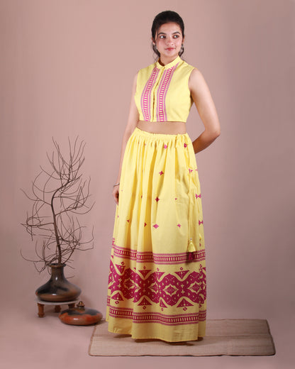 Side front view of Ceramic Yellow Co-ord Set in cotton with bandh gala bodice and gathered skirt